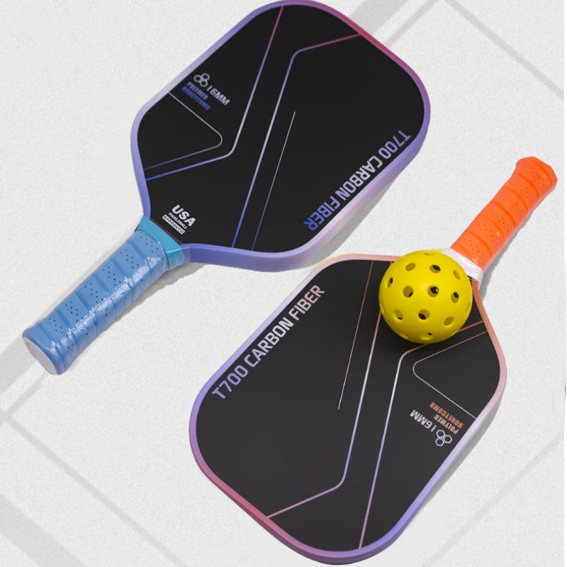 Popularna rakieta do picklebal – Crepe Pan Carbon recenzja i cena