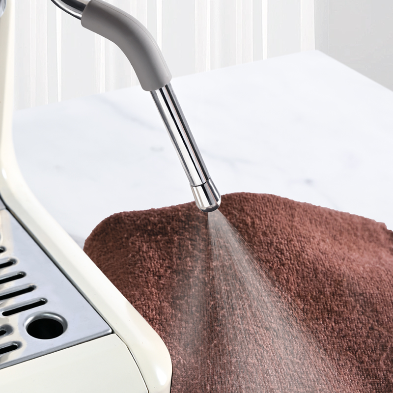 Dysza parowa do kawy do ekspre – Delonghi Espresso Magnifica recenzja i cena